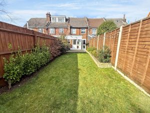 Photo 19- click for photo gallery